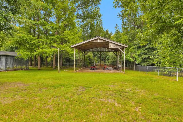 155 Goldenrod, Livingston, TX 77351