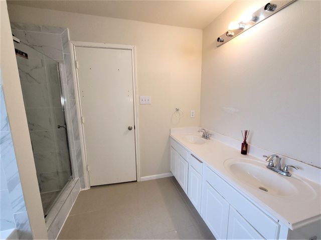 12406 Magnolia Canyon, Houston, TX 77099