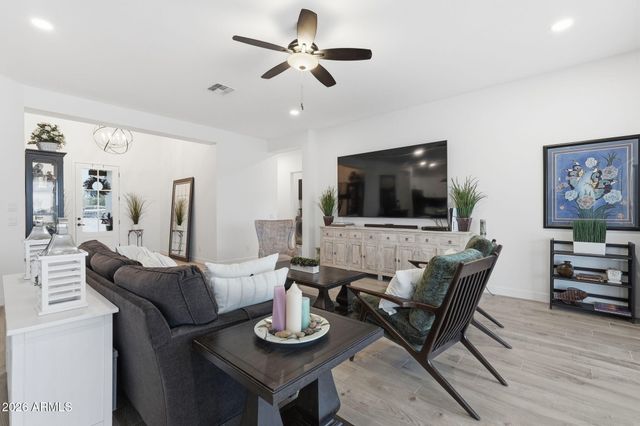 2135 W JOSIAH Trail, San Tan Valley, AZ 85144