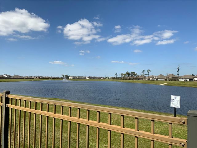 12806 Crombie Drive, Humble, TX 77346