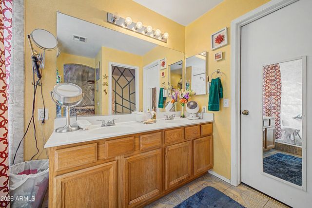 1756 E PARK Street, Phoenix, AZ 85042