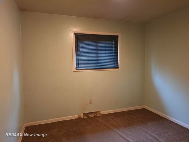 771 S Center Road, Saginaw Twp, MI 48638