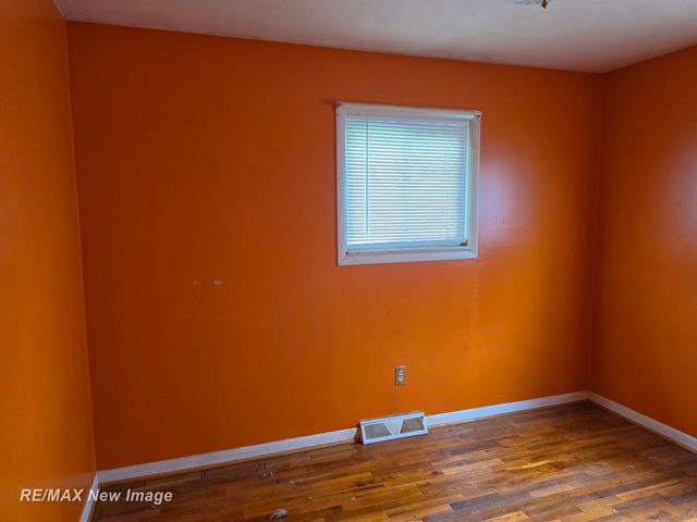 771 S Center Road, Saginaw Twp, MI 48638