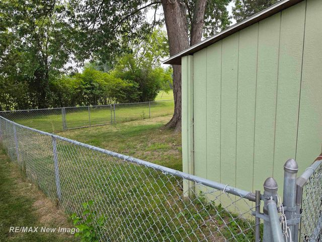 771 S Center Road, Saginaw Twp, MI 48638