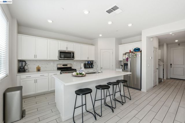 3134 Feather Rd, Manteca, CA 95337