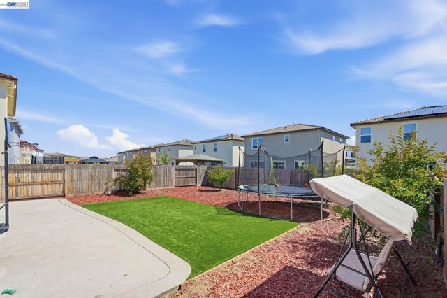 3134 Feather Rd, Manteca, CA 95337
