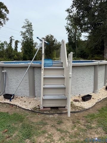 18126 The Trl, King & Queen, VA 23085