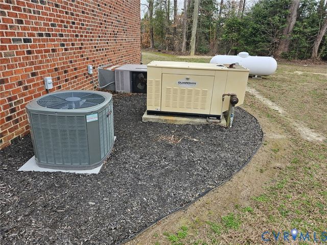 18126 The Trl, King & Queen, VA 23085