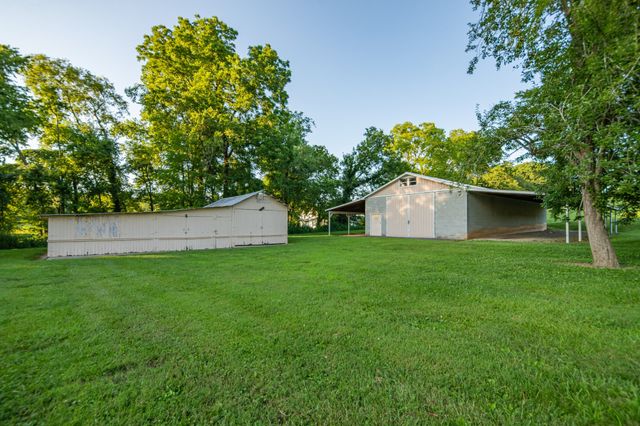 0 Santa Fe Pike, Columbia, TN 38401