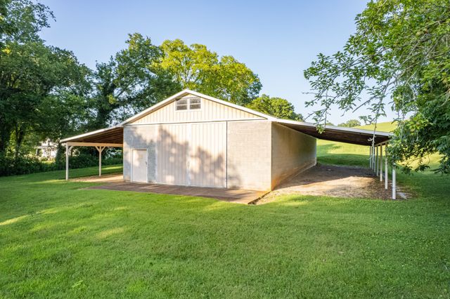 0 Santa Fe Pike, Columbia, TN 38401