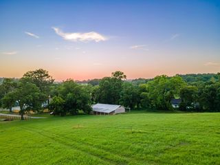 0 Santa Fe Pike, Columbia, TN 38401