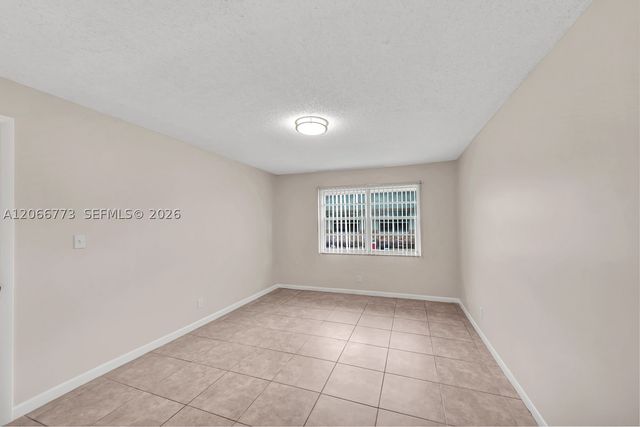 2610 Riverland Dr, Fort Lauderdale, FL 33312