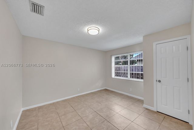 2610 Riverland Dr, Fort Lauderdale, FL 33312