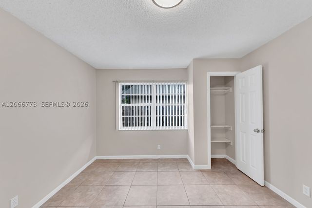 2610 Riverland Dr, Fort Lauderdale, FL 33312