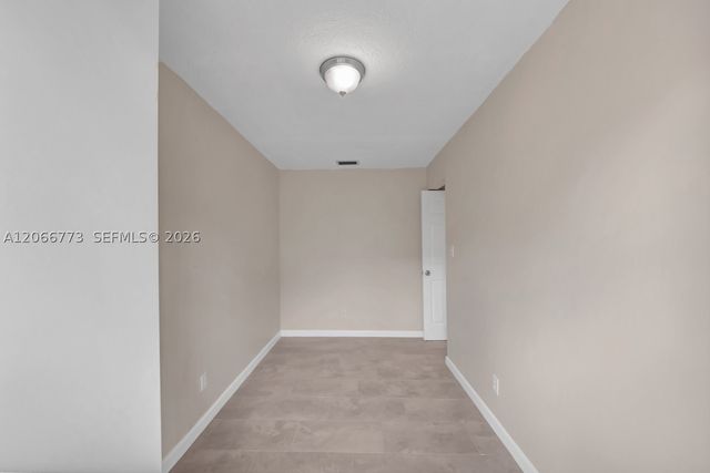 2610 Riverland Dr, Fort Lauderdale, FL 33312
