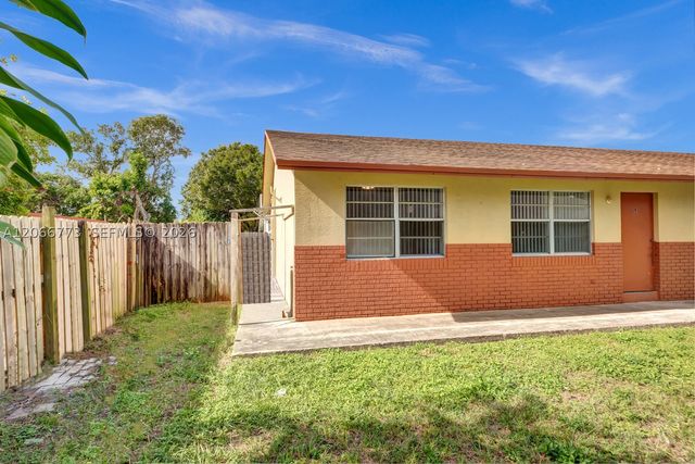 2610 Riverland Dr, Fort Lauderdale, FL 33312