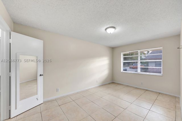 2610 Riverland Dr, Fort Lauderdale, FL 33312