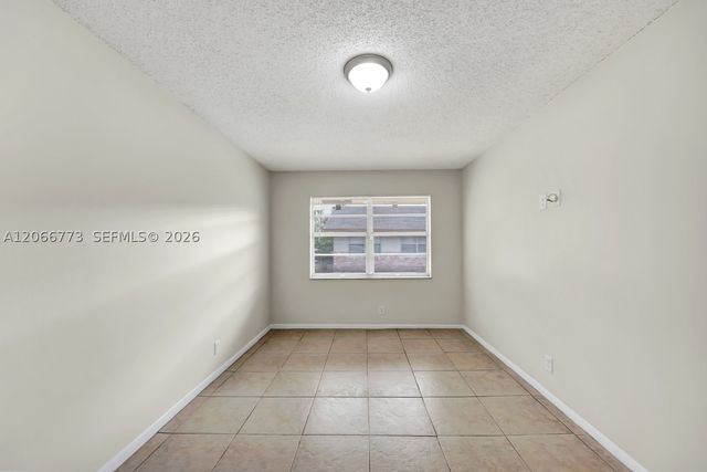 2610 Riverland Dr, Fort Lauderdale, FL 33312