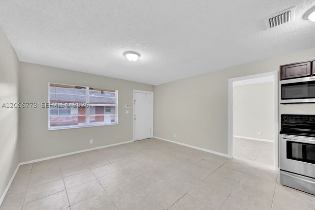 2610 Riverland Dr, Fort Lauderdale, FL 33312