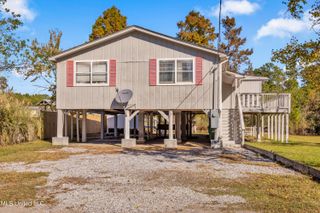5020 Hawk Street, Bay Saint Louis, MS 39520