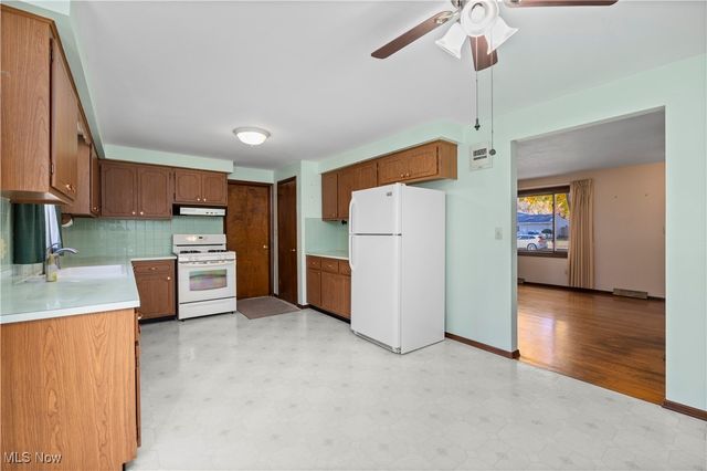 4409 Forest Hill Drive, Lorain, OH 44052