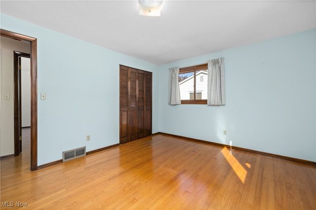 4409 Forest Hill Drive, Lorain, OH 44052