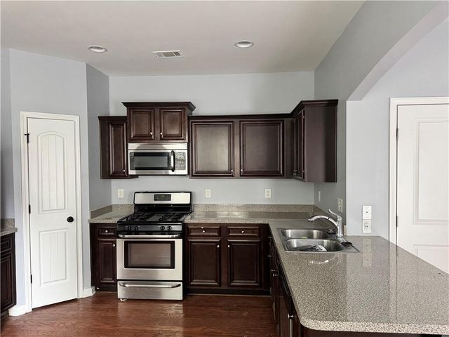 4433 Black Hills Drive, Acworth, GA 30101