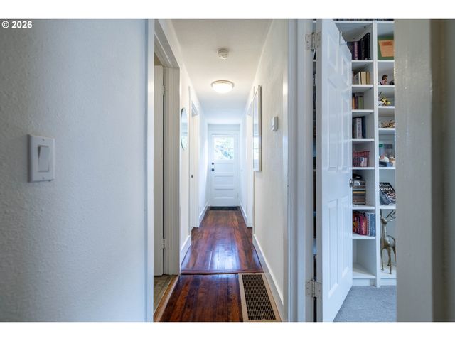 7649 N WILLAMETTE Blvd, Portland, OR 97203