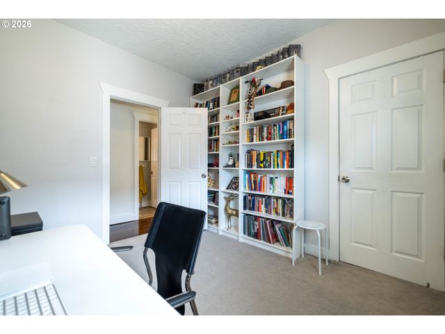 7649 N WILLAMETTE Blvd, Portland, OR 97203