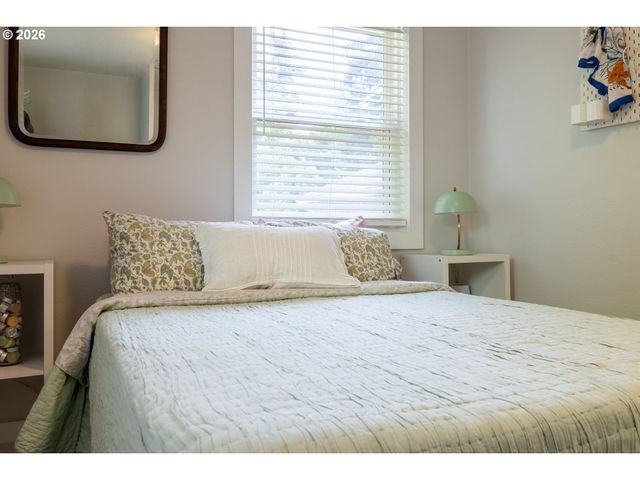 7649 N WILLAMETTE Blvd, Portland, OR 97203
