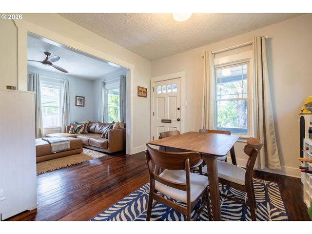 7649 N WILLAMETTE Blvd, Portland, OR 97203