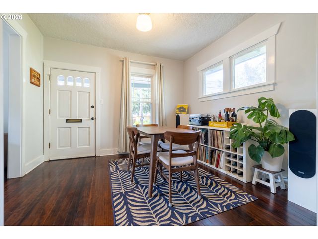 7649 N WILLAMETTE Blvd, Portland, OR 97203