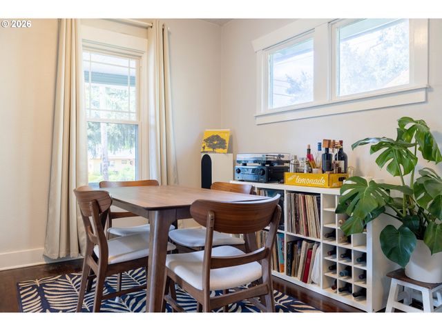 7649 N WILLAMETTE Blvd, Portland, OR 97203