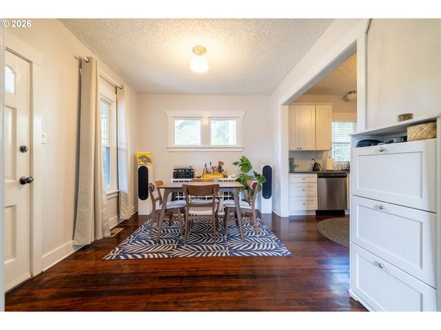 7649 N WILLAMETTE Blvd, Portland, OR 97203