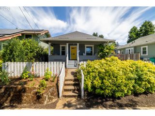 7649 N WILLAMETTE Blvd, Portland, OR 97203