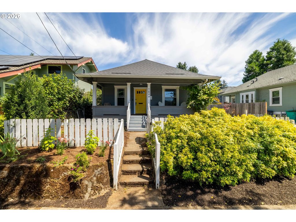 7649 N WILLAMETTE Blvd, Portland, OR 97203