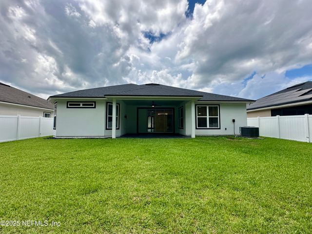 1964 TRACELAND Avenue, Green Cove Springs, FL 32043