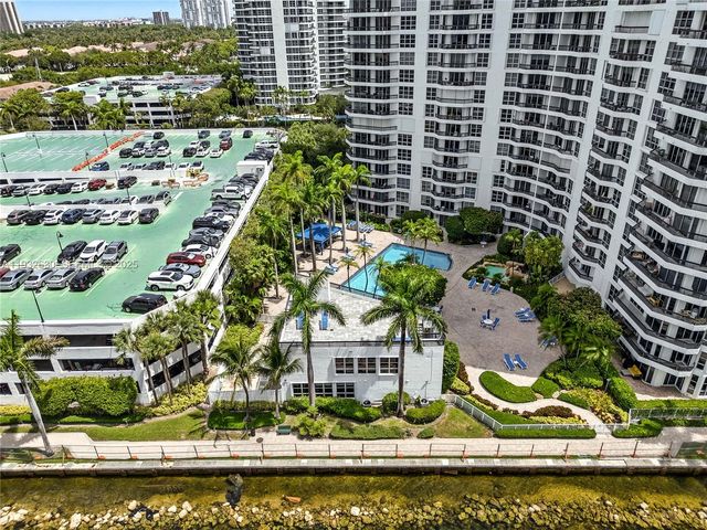 3600 Mystic Pointe Dr 305, Aventura, FL 33180