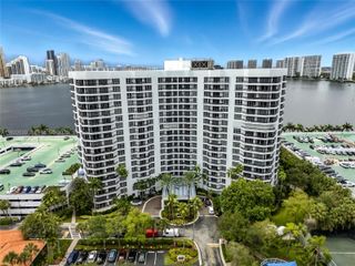 3600 Mystic Pointe Dr 305, Aventura, FL 33180