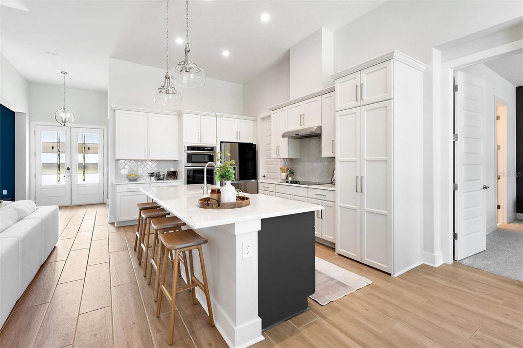 Image 12 of property listing at 31778 RED TAIL BOULEVARD, Sorrento, FL 32776