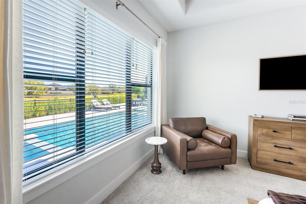 Image 21 of property listing at 31778 RED TAIL BOULEVARD, Sorrento, FL 32776