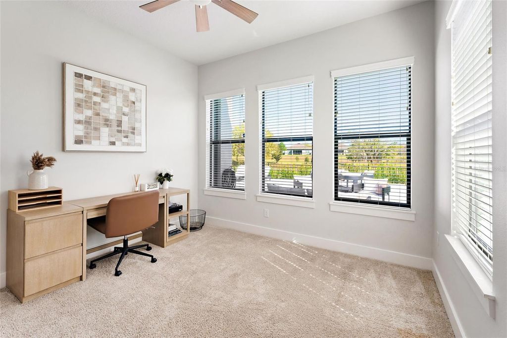 Image 30 of property listing at 31778 RED TAIL BOULEVARD, Sorrento, FL 32776