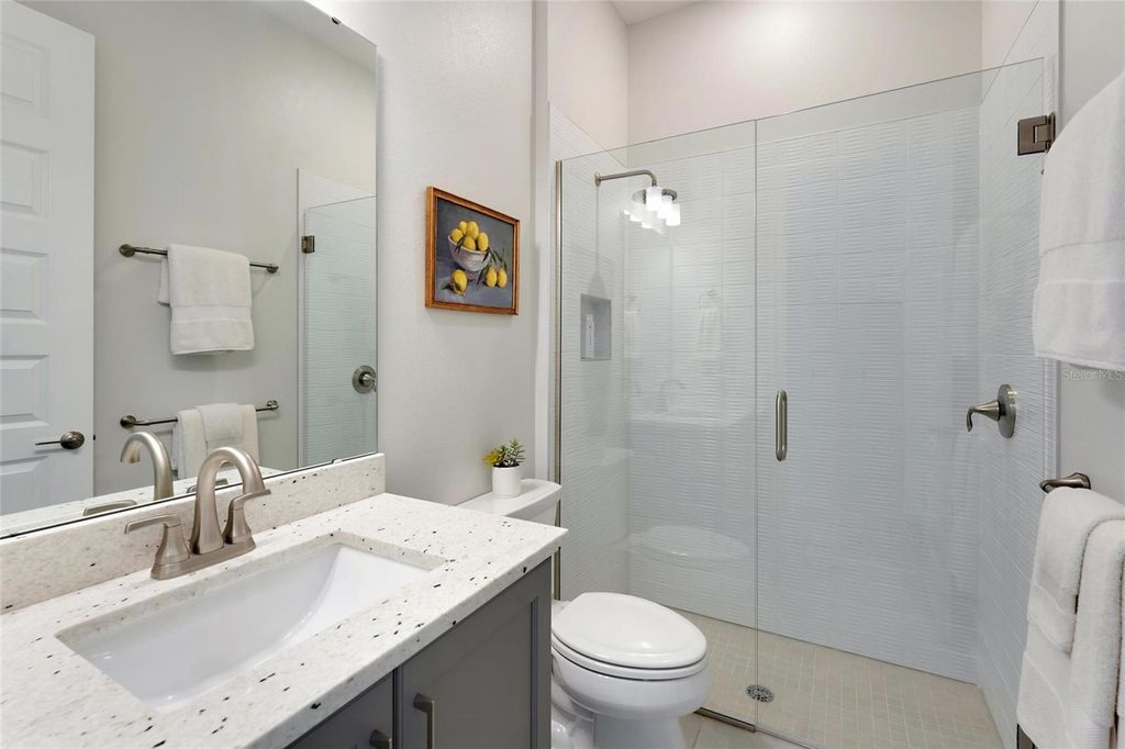 Image 33 of property listing at 31778 RED TAIL BOULEVARD, Sorrento, FL 32776