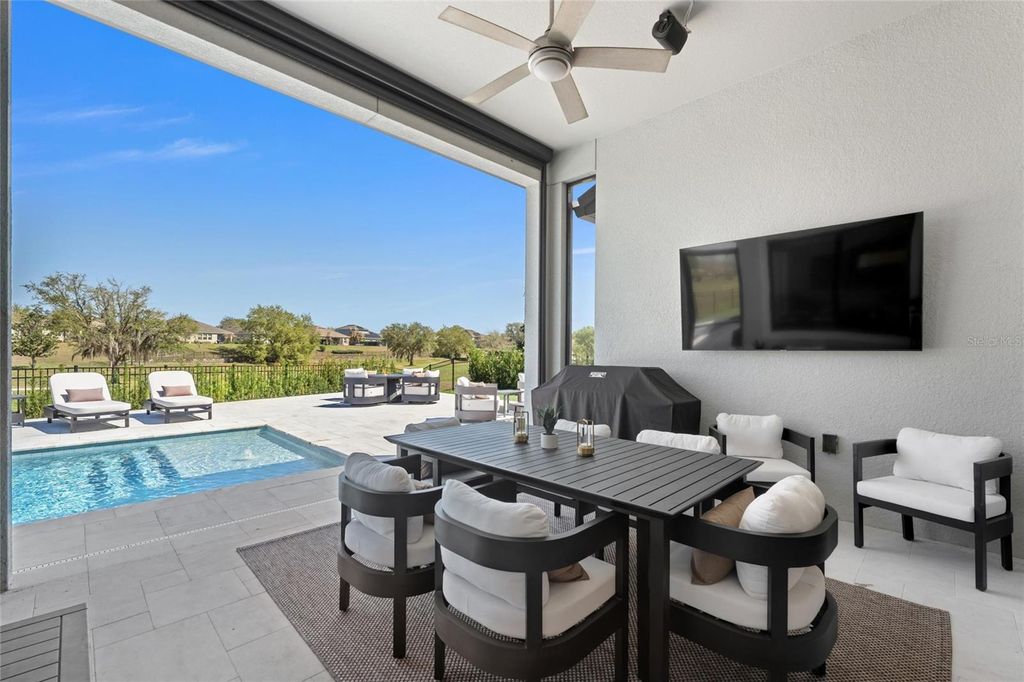 Image 36 of property listing at 31778 RED TAIL BOULEVARD, Sorrento, FL 32776