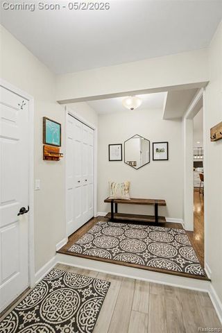 1699 Old Homestead Drive, Rochester Hills, MI 48306