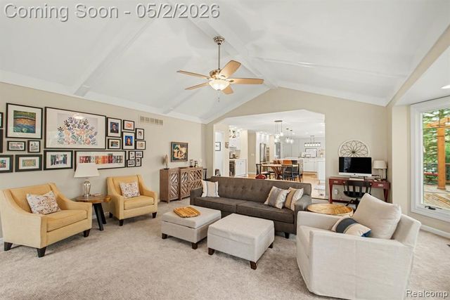 1699 Old Homestead Drive, Rochester Hills, MI 48306