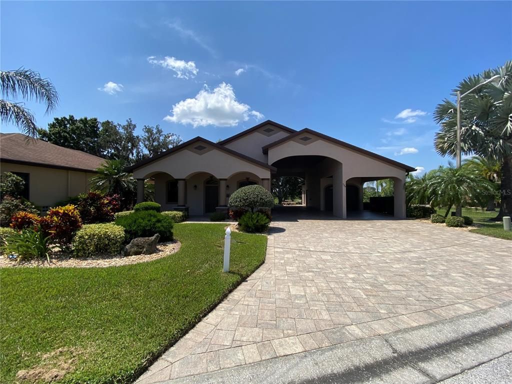 584 MEANDERING WAY, Polk City, FL 33868