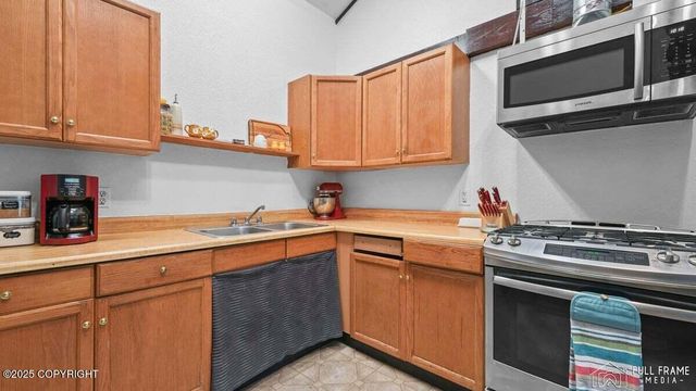 10180 W Herkimer Drive, Wasilla, AK 99623