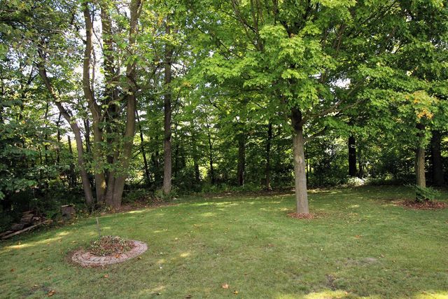 19010 W Main STREET, Lannon, WI 53046