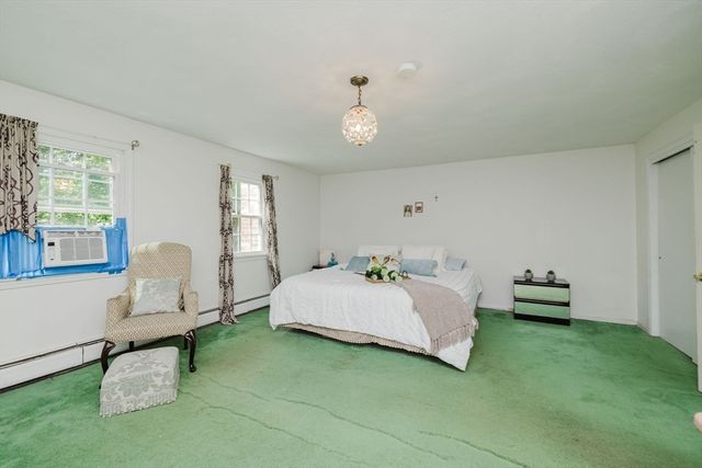 88 Sandalwood Dr, Attleboro, MA 02703